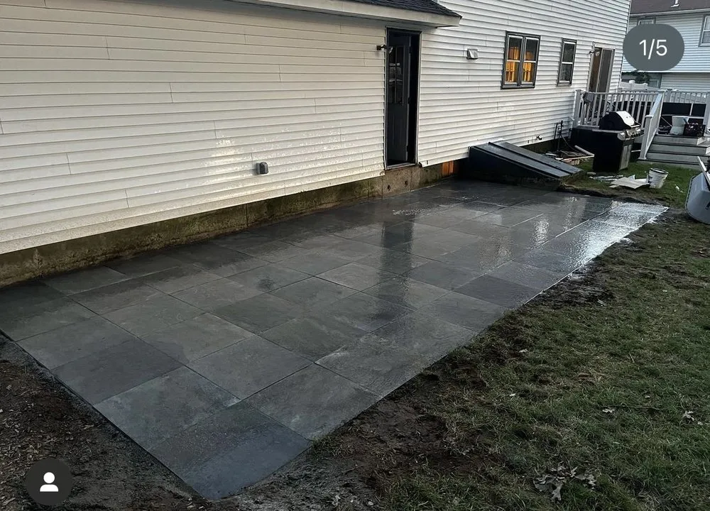 Professional outdoor landscaping in Merrimack, NH - Skelley Landscaping