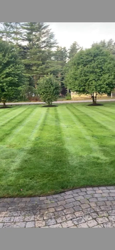 Trusted residential landscaping for residential properties in Merrimack, NH by Skelley Landscaping