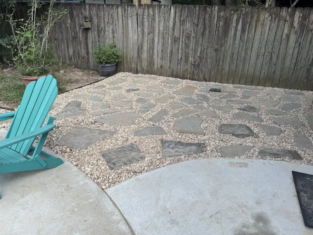 Custom garden landscaping in Lafayette, LA - Skid Pro Services