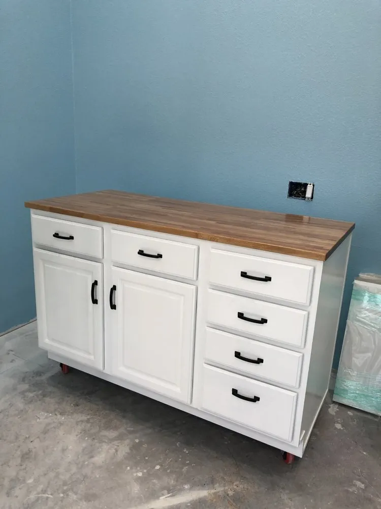 Affordable outdoor landscaping for beautiful yards in Goliad, TX by Skid-R-Done