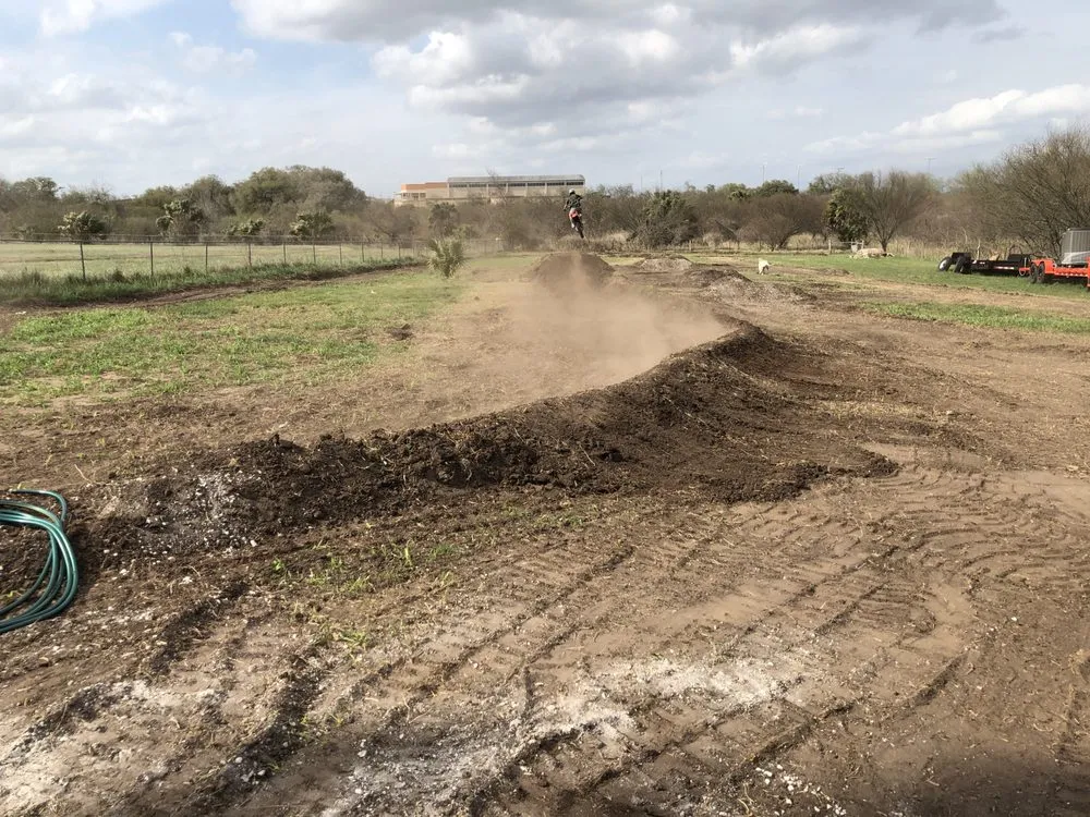 Affordable landscaping services in Goliad, TX - Skid-R-Done