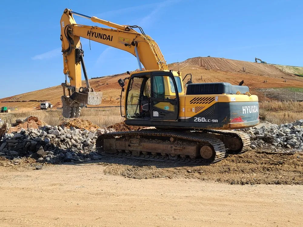 Expert outdoor landscaping experts serving Fort Valley, GA - Skid Steer Premier