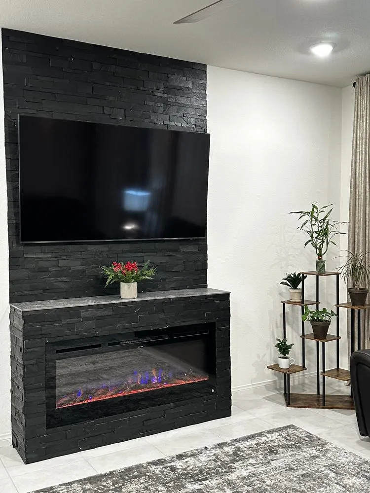 Affordable yard maintenance for homes in Las Vegas, NV by Skillful Hands