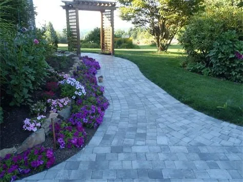 Local residential landscaping experts serving Snohomish, WA - Skinner Landscape Service
