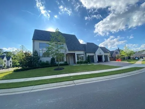 Affordable yard cleanup service in Germantown, TN - Skinner Landscaping And Lawn Services