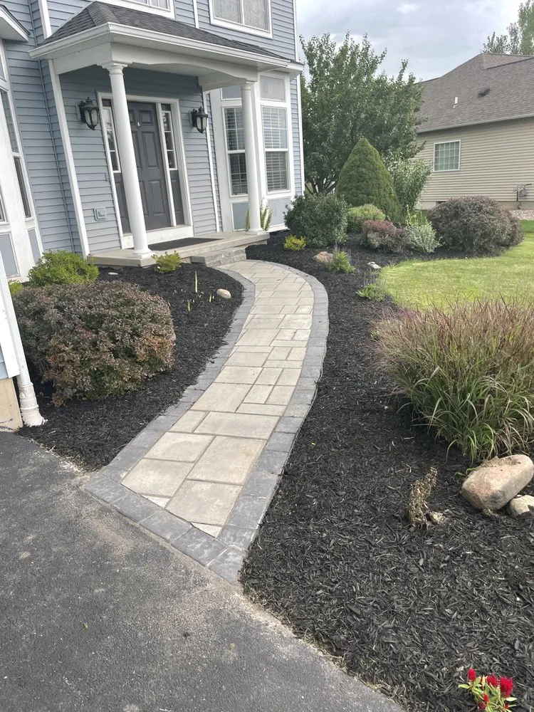 Affordable outdoor landscaping in Syracuse, NY - Skinner Professional Services