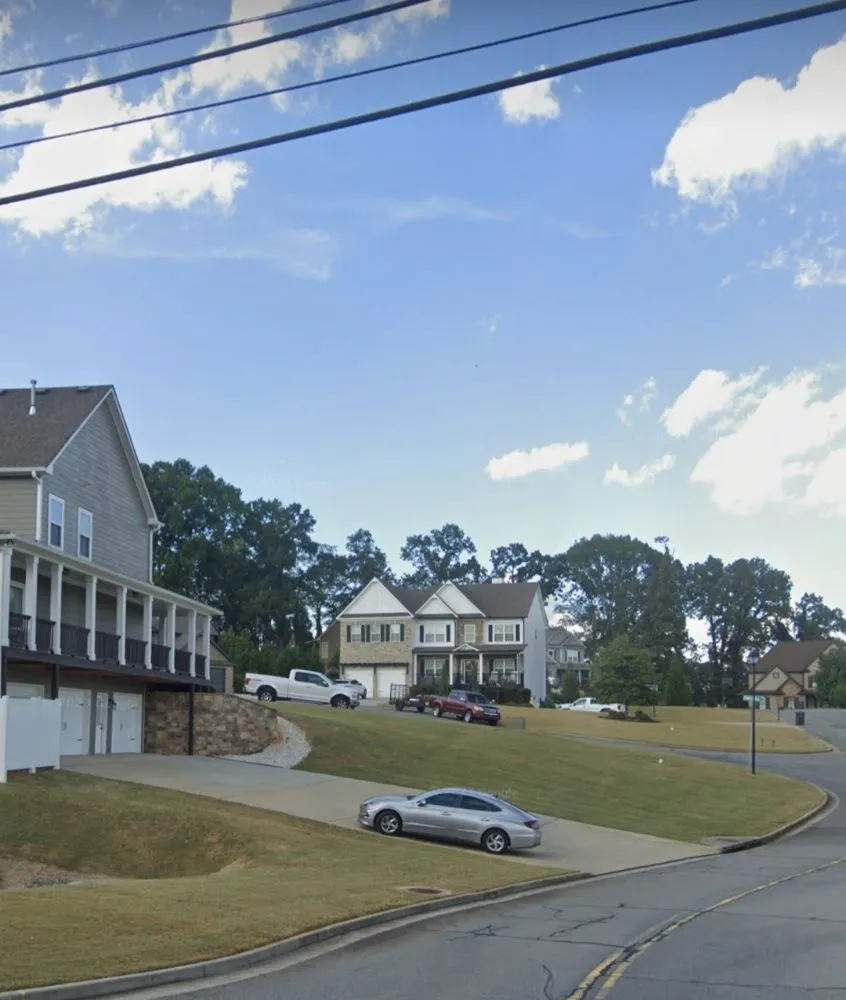 Affordable lawn care service in Cartersville, GA by Skinny Scapes