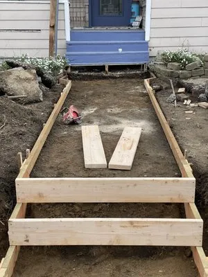 Skinny’s Landscaping & Construction Logo