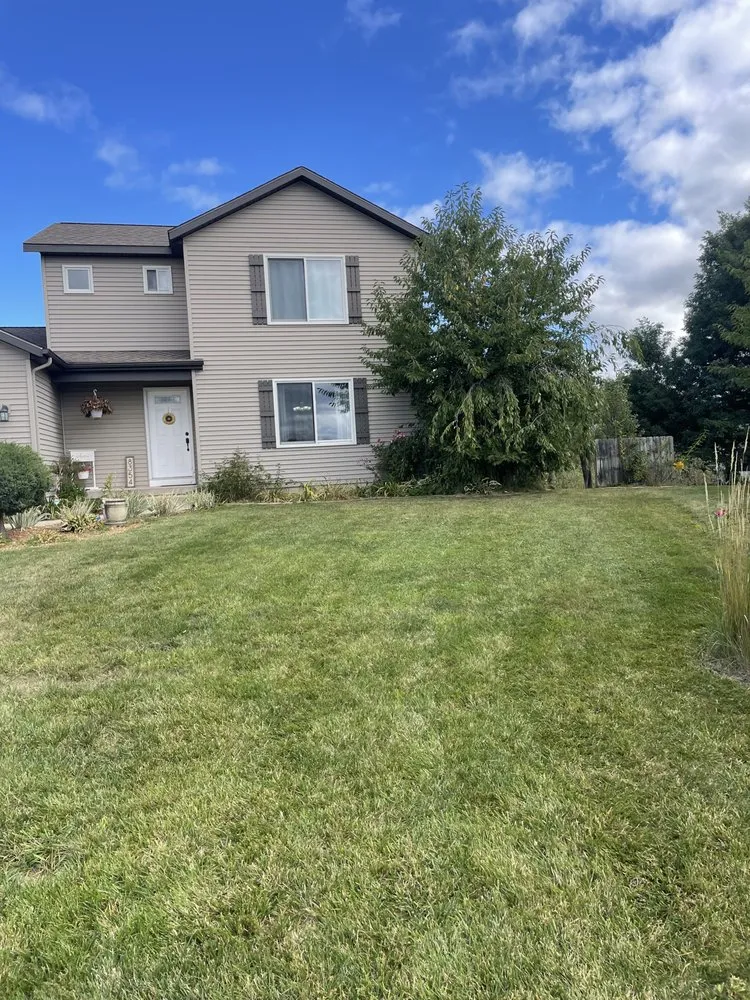 Reliable garden landscaping in Grandville, MI by Skips Landscaping