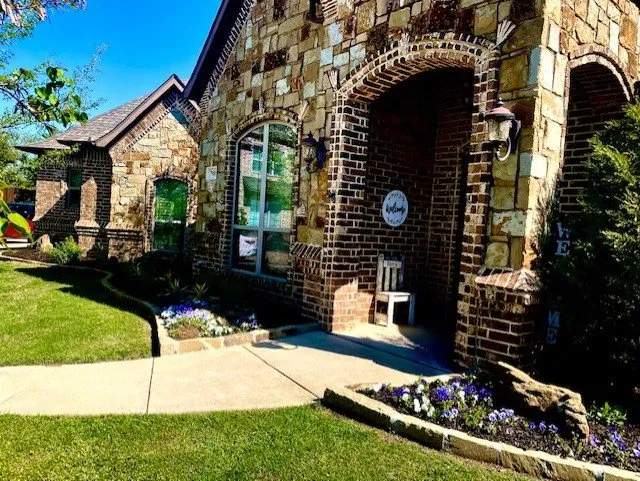 Local yard cleanup service in Keller, TX - SKW Lawn & Landscape