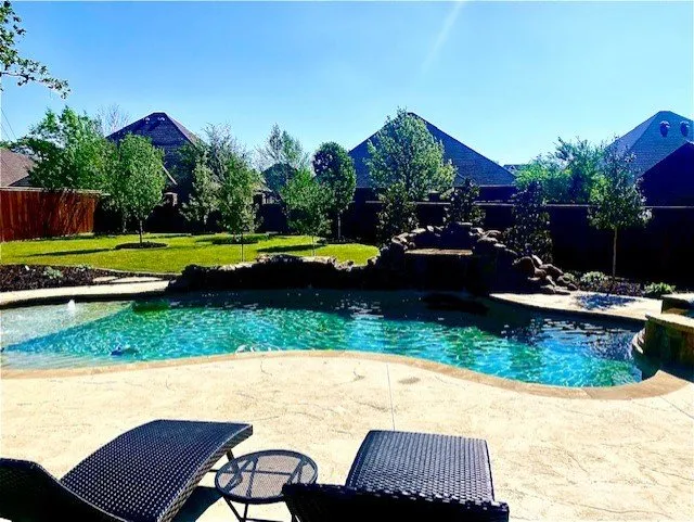 Top-rated residential landscaping in Keller, TX - SKW Lawn & Landscape