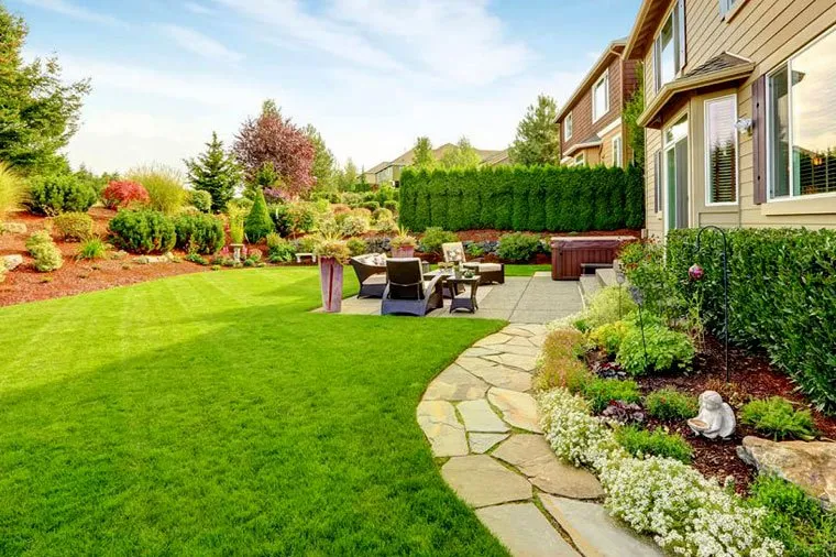 Reliable residential landscaping in Seattle, WA by Sky Landscape