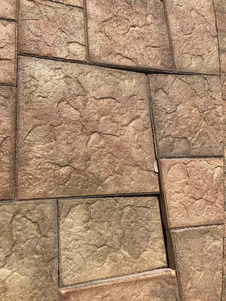 Top-rated lawn care service with custom design across Coconut Creek, FL - Skyler Pool And Spas, Inc