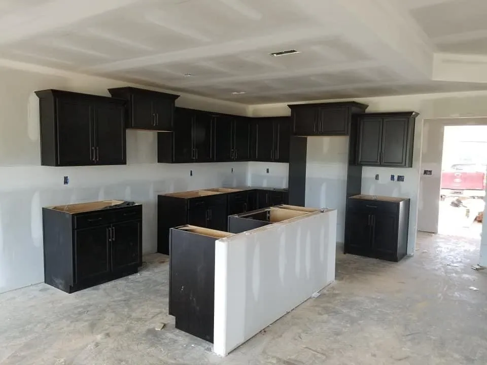 Affordable yard maintenance for year-round maintenance across Athens, AL - Skyler's Customer Care