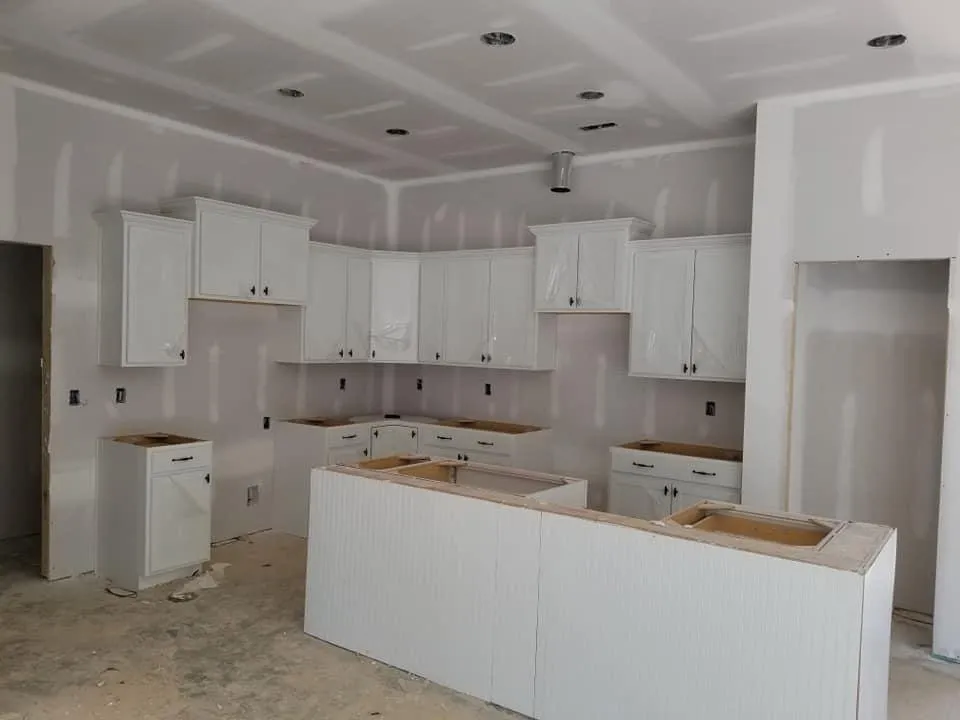 Top-rated yard maintenance for residential properties across Athens, AL - Skyler's Customer Care