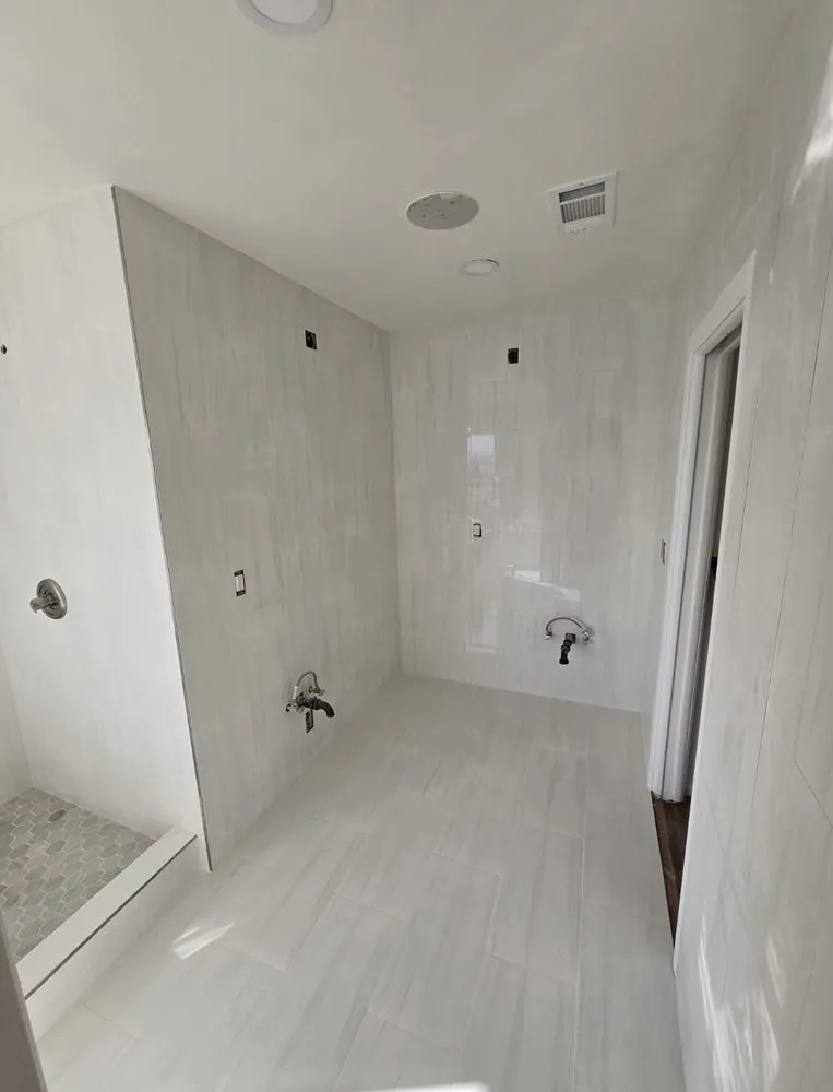 Custom lawn mowing service near you in North Hollywood, CA by Skyline Builders