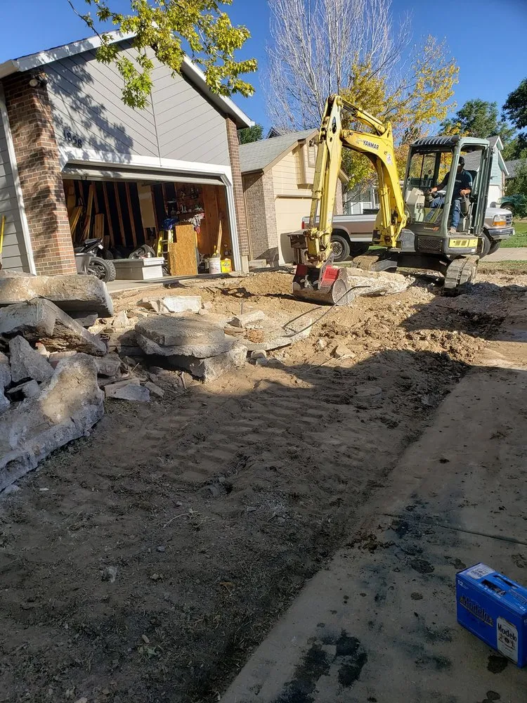 Affordable yard cleanup service for beautiful yards across Fort Lupton, CO - Skyline Civil