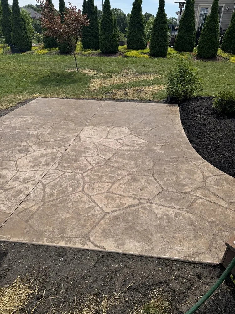 Affordable yard maintenance experts serving Canton, OH - Skyline Landscaping