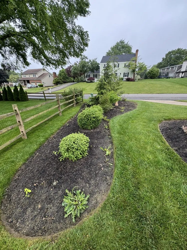 Custom landscape installation for homes in Canton, OH by Skyline Landscaping