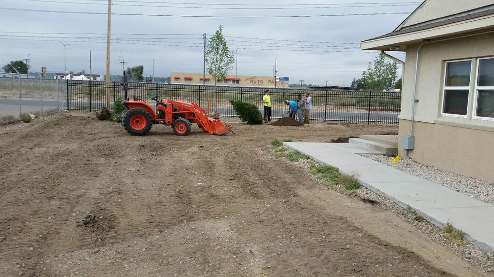Affordable yard maintenance in Denver, CO by Skyline Lawn & Landscape