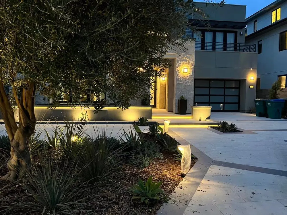 Professional yard maintenance in Irvine, CA - S&L Construction And Landscaping Service