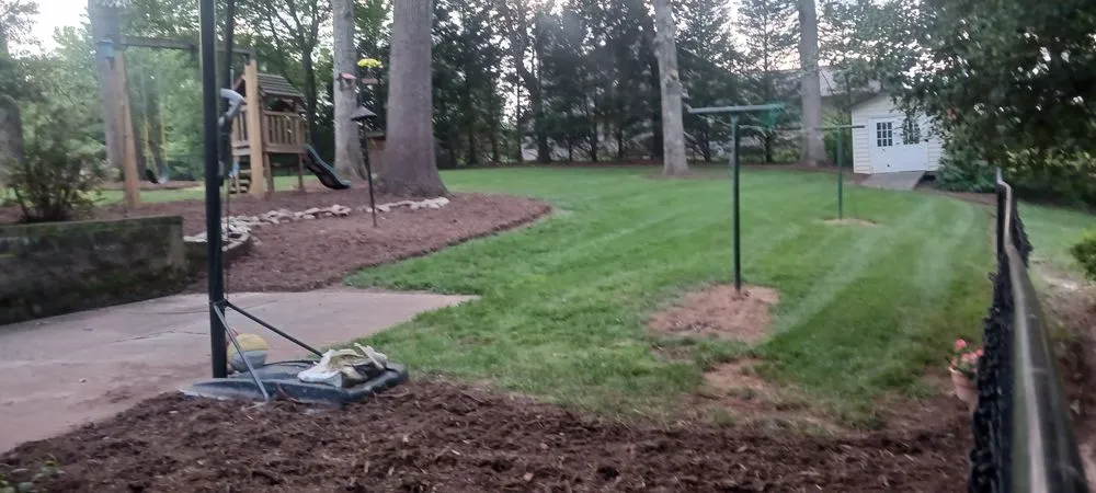 Top-rated garden landscaping in Hickory, NC by S&L Landscaping And Mowing Service