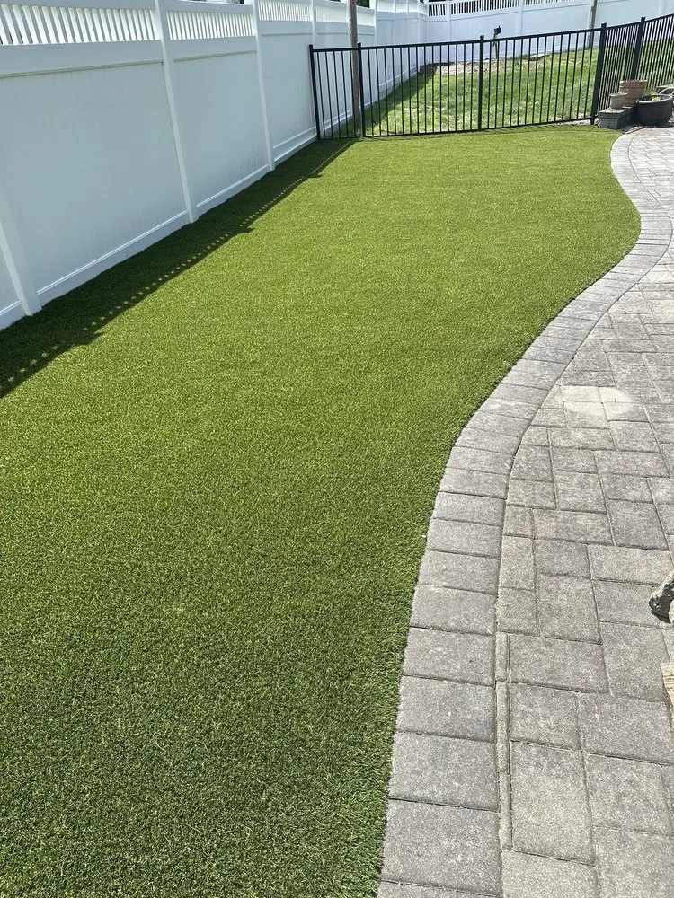 Custom lawn care service in Nesconset, NY - SL Synthetic Lawn Turf