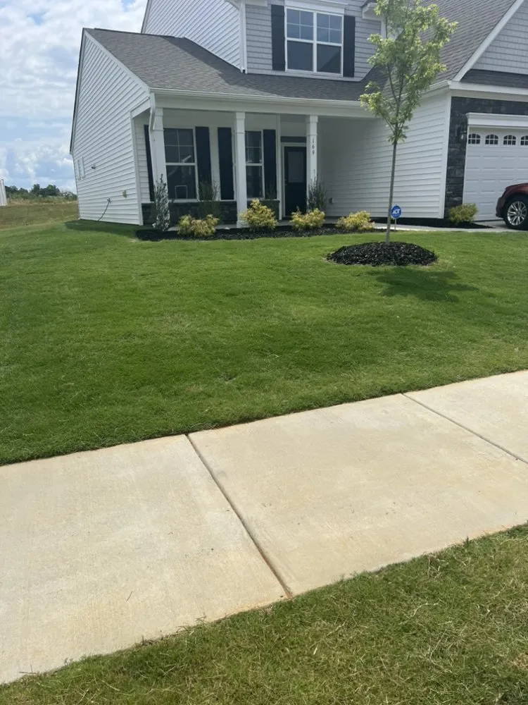 Local garden landscaping experts serving McLeansville, NC - Slades Lawncare And Landscaping Service