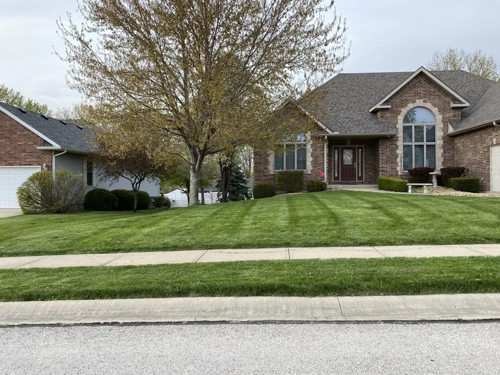 Local landscaping services in Cameron, MO - Slates Mowing