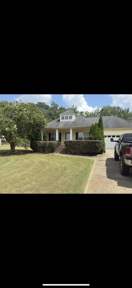 Professional yard maintenance in Alexandria, AL - Slaton Outdoor Services