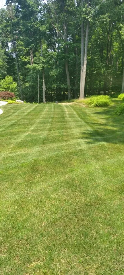 Local lawn mowing service experts serving Markleysburg, PA - Slaughter Lawncare & Excavation
