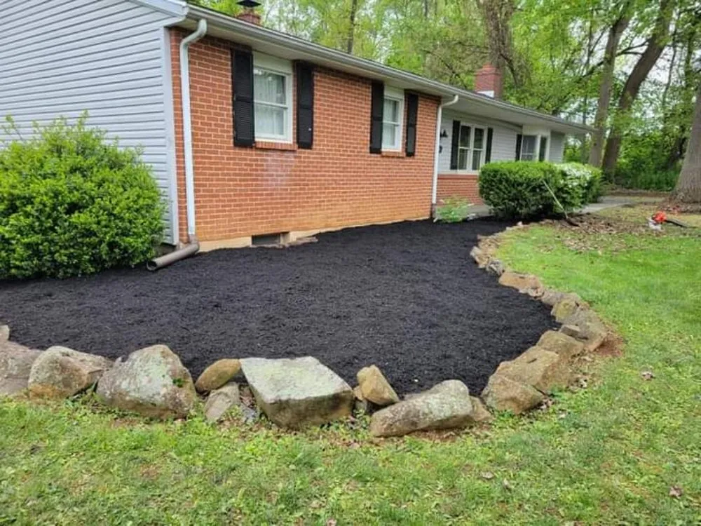 Expert lawn care service experts serving Lebanon, PA - SLC Landscape Company