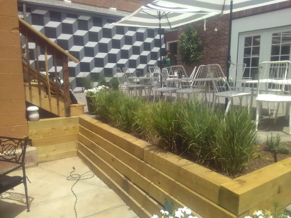 Expert outdoor landscaping experts serving Fayetteville, GA - Sledge and Edge