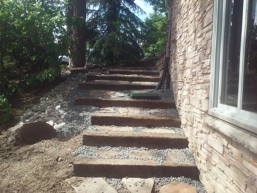 Top-rated landscaping services experts serving Fayetteville, GA - Sledge and Edge