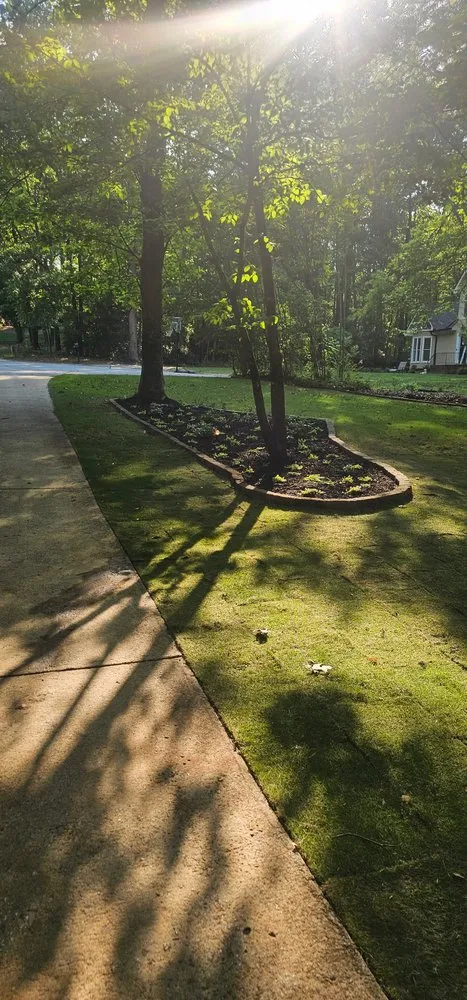 Affordable outdoor landscaping in Fayetteville, GA by Sledge and Edge
