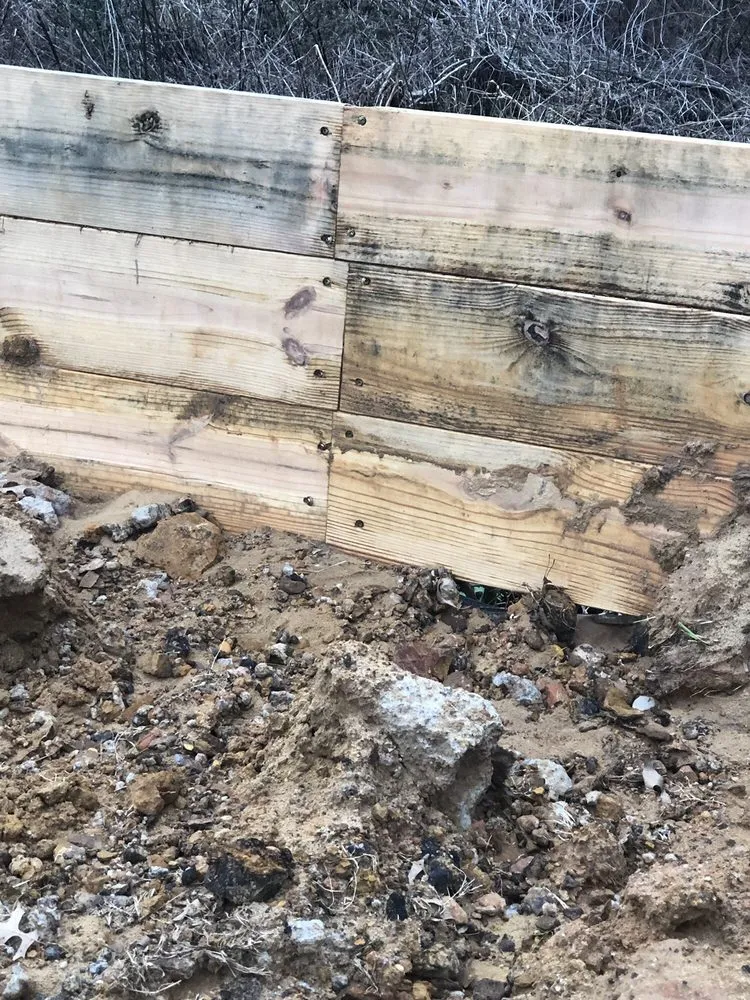 Custom landscape design in Tuscaloosa, AL by Sledge Lawncare and Irrigation