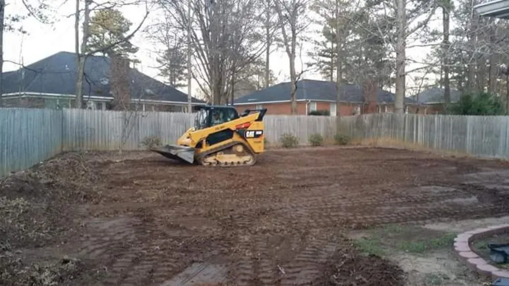Professional yard cleanup service experts serving Vance, AL - Sledge