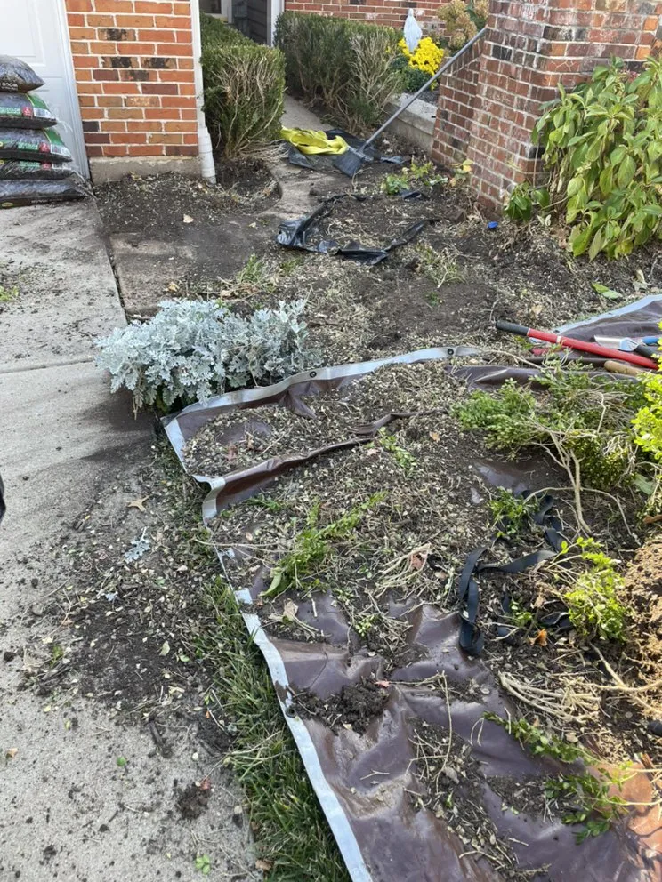 Custom lawn mowing service in Waynesville, MO - Slick Fix