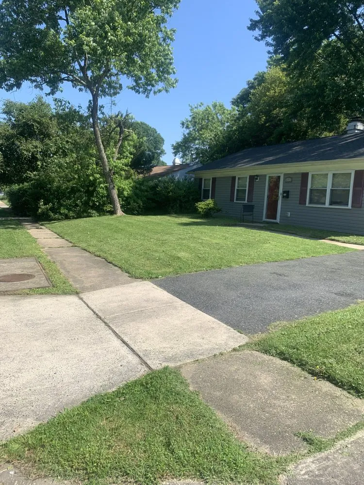 Reliable landscape design for homes in Edgewood, MD by Slicks Lawncare Services