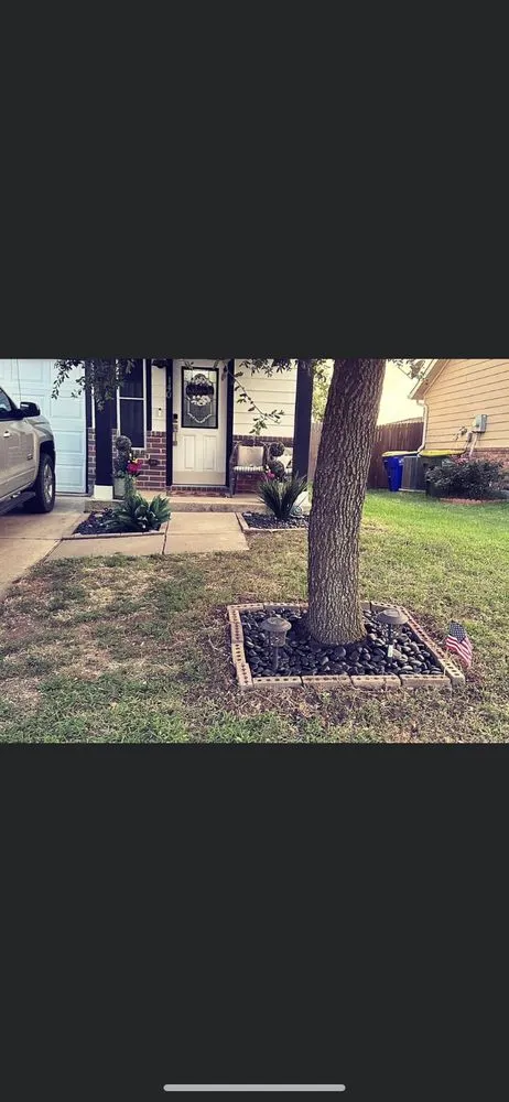 Expert landscaping services for year-round maintenance across Venus, TX - S.L.I.M. Contracting