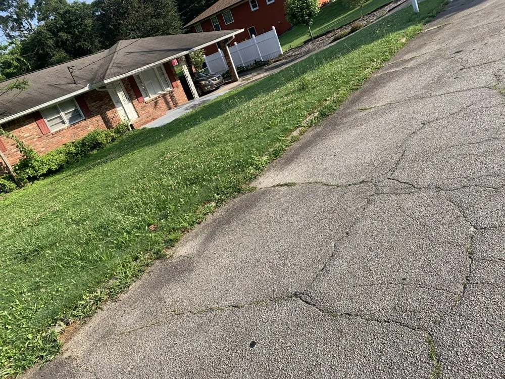 Local outdoor landscaping near you in Mableton, GA by Slim cuts