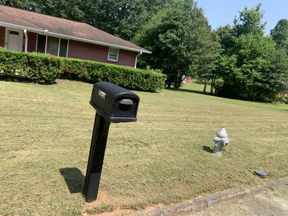 Affordable lawn mowing service in Mableton, GA - Slim cuts