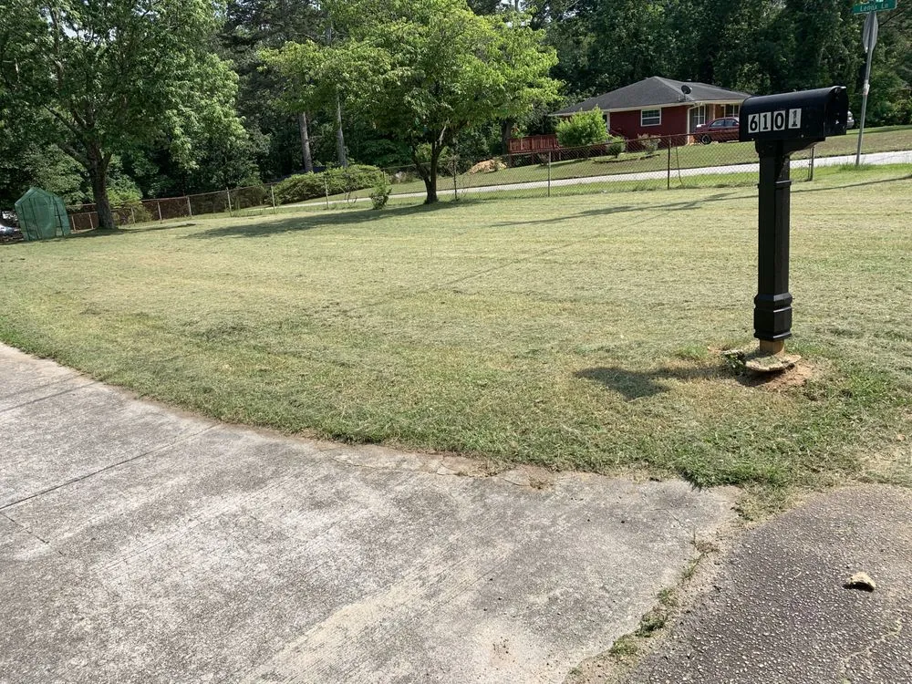 Local landscape installation in Mableton, GA - Slim cuts