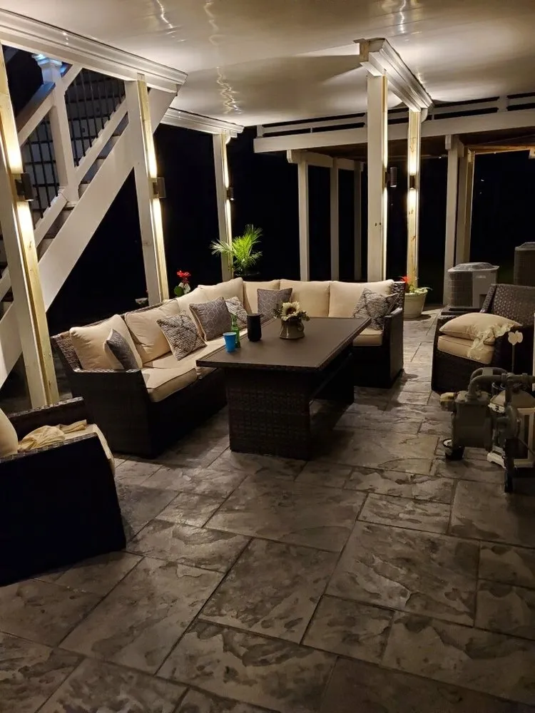 Expert landscape design in Ashburn, VA by Sloan Lighting & Landscape