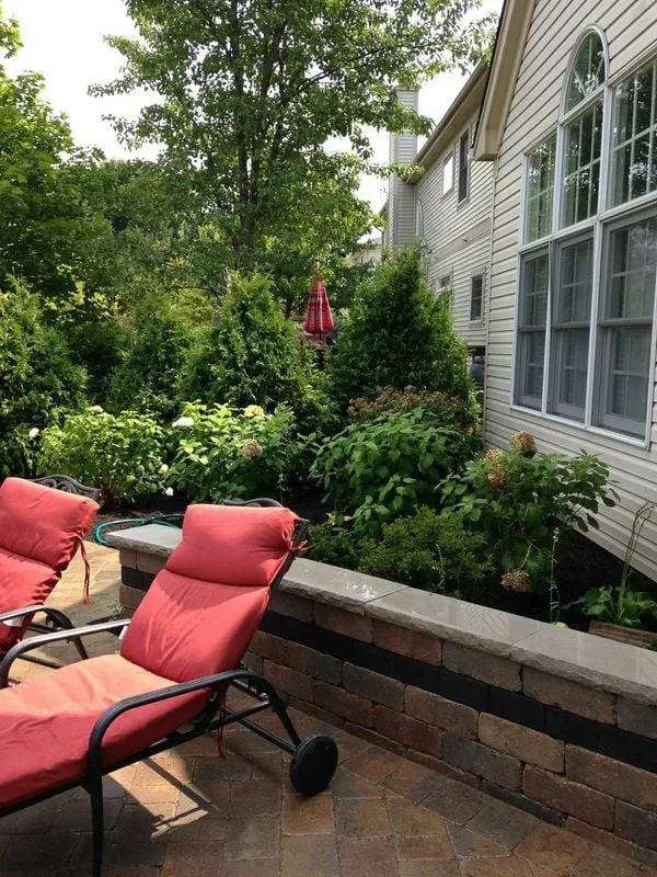 Trusted outdoor landscaping with custom design in Libertyville, IL by Sloan's Brick Paving