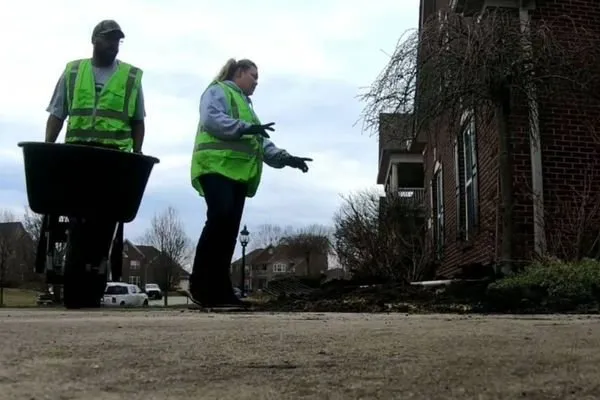 Local landscaping services experts serving Bedford, VA - Sloan's Lawncare