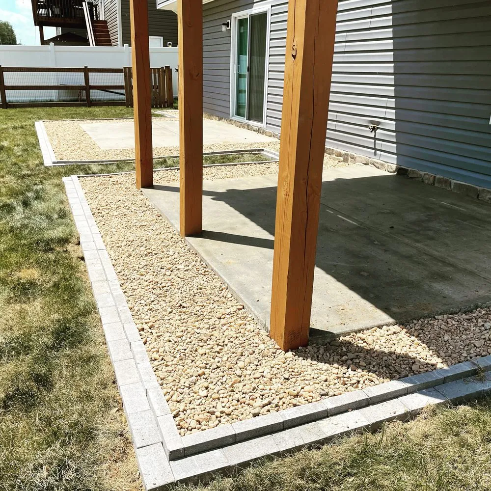 Professional garden landscaping experts serving Gerrardstown, WV - Slonaker's Lawn Care