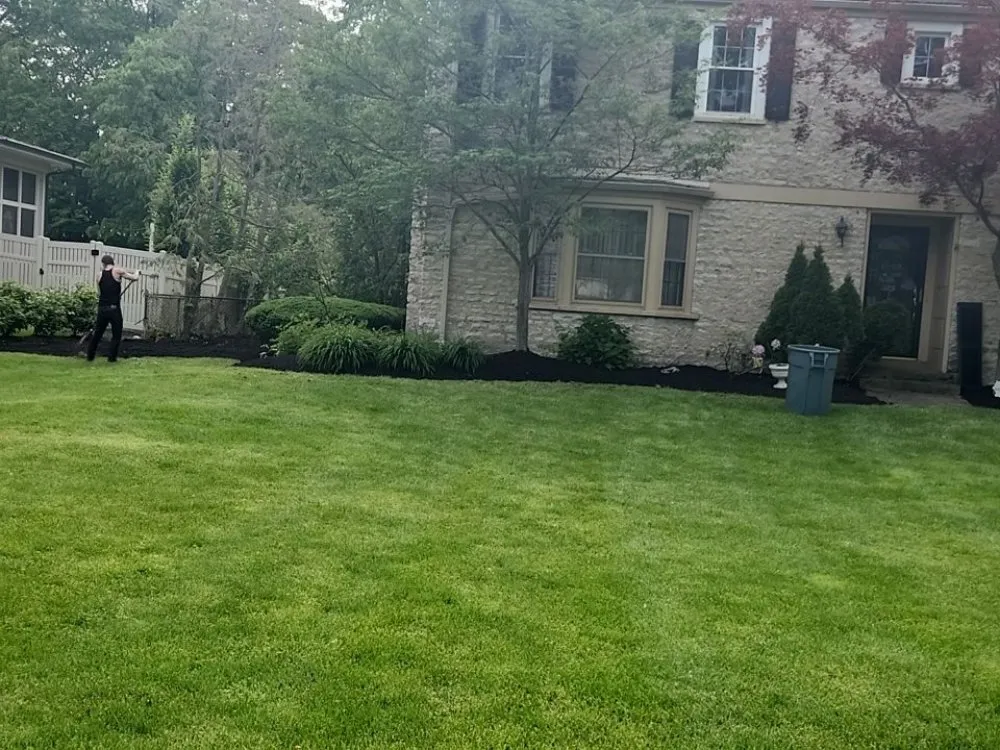 Reliable lawn care service near you in Columbus, OH by Slone's Lawncare