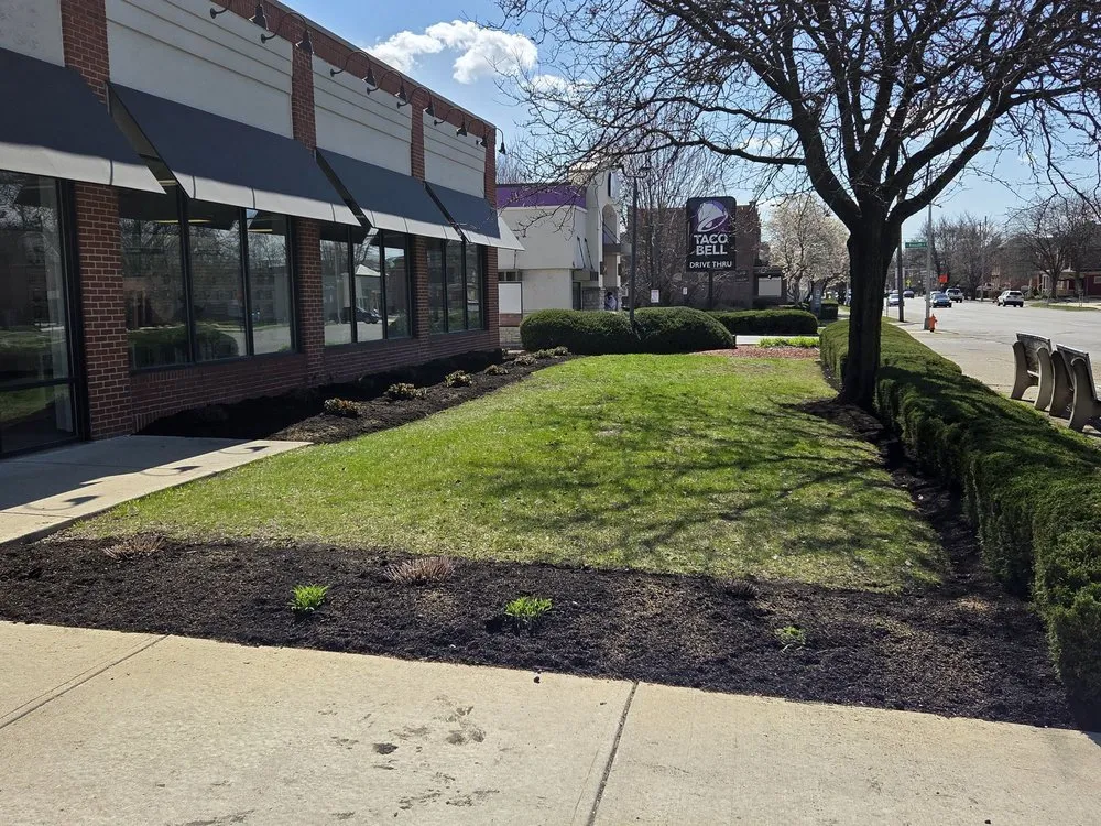 Trusted lawn mowing service in Columbus, OH by Slone's Lawncare