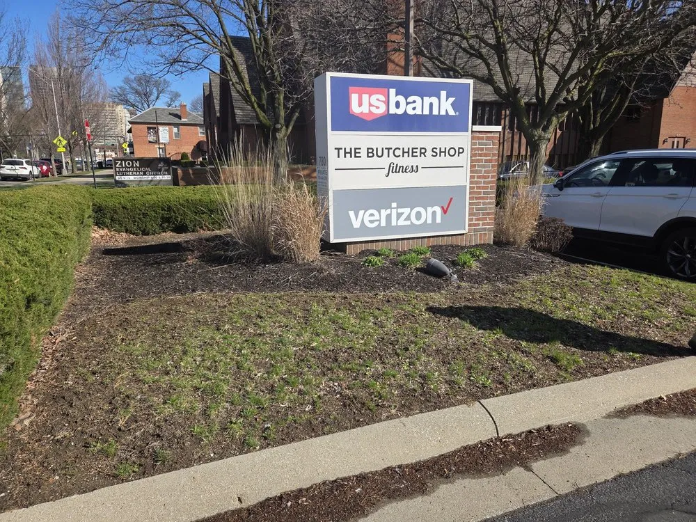 Expert landscape design for residential properties across Columbus, OH - Slone's Lawncare